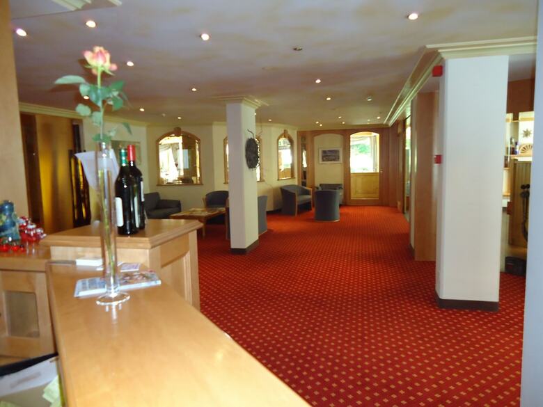 Parkhotel Quellenhof