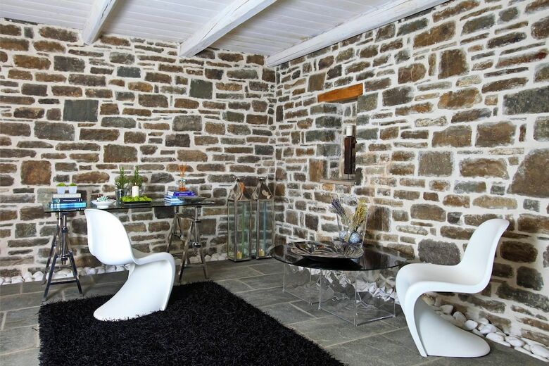Mikro Papigo 1700 Hotel & Spa