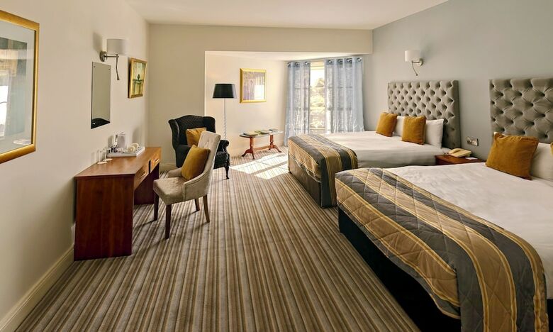 Brook Lodge Hotel Town Centre Killarney