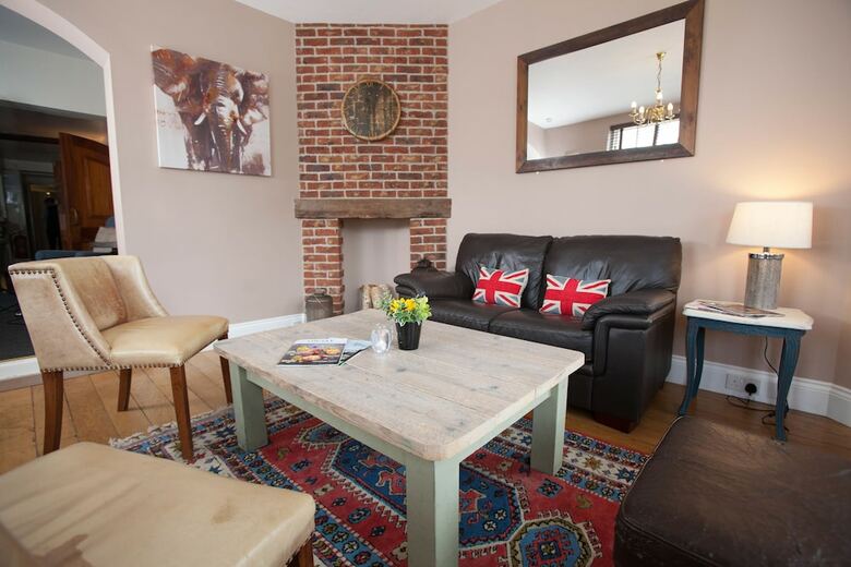 The Evesham Hotel