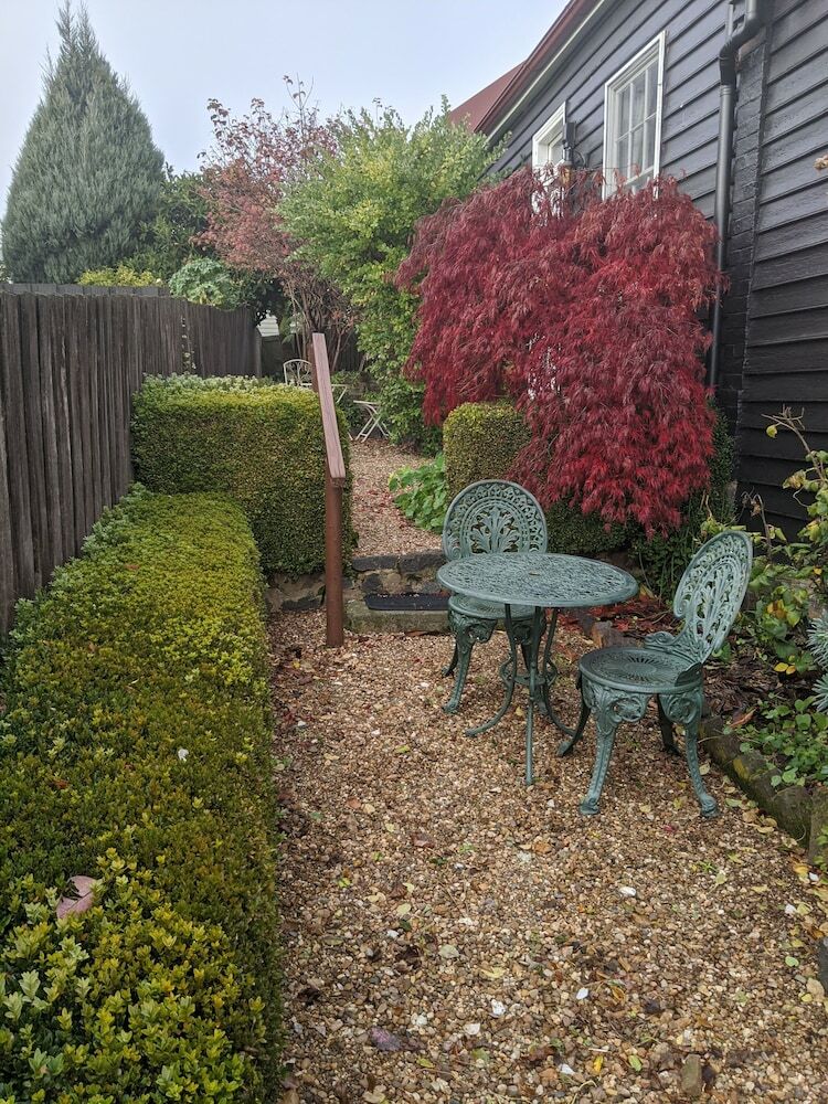 Alice's Cottages