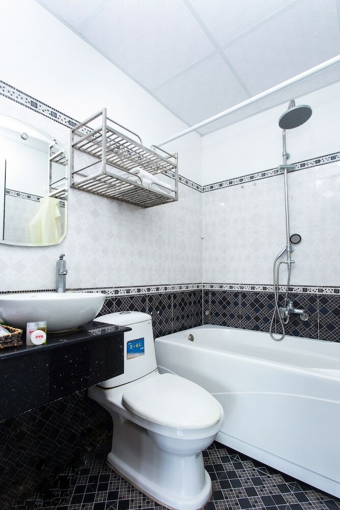 Oyo 553 Truong Giang Hotel