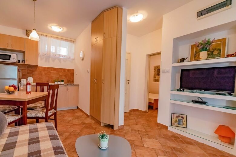 Apartments Bigovo Veljic
