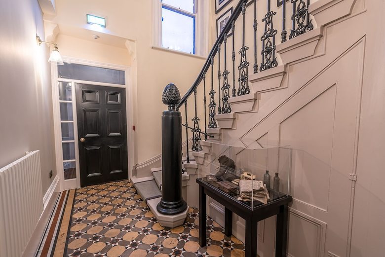 Apartamentos Shambles  Newly Converted Luxury