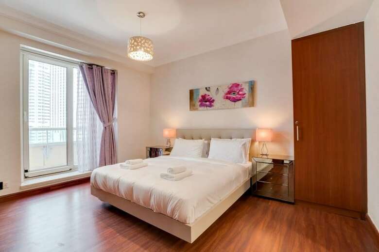 Uniquely Designed Apartment Dubai Marina Views