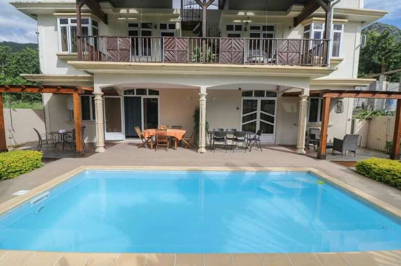 Apartamentos Isola Bella Luxury Villa