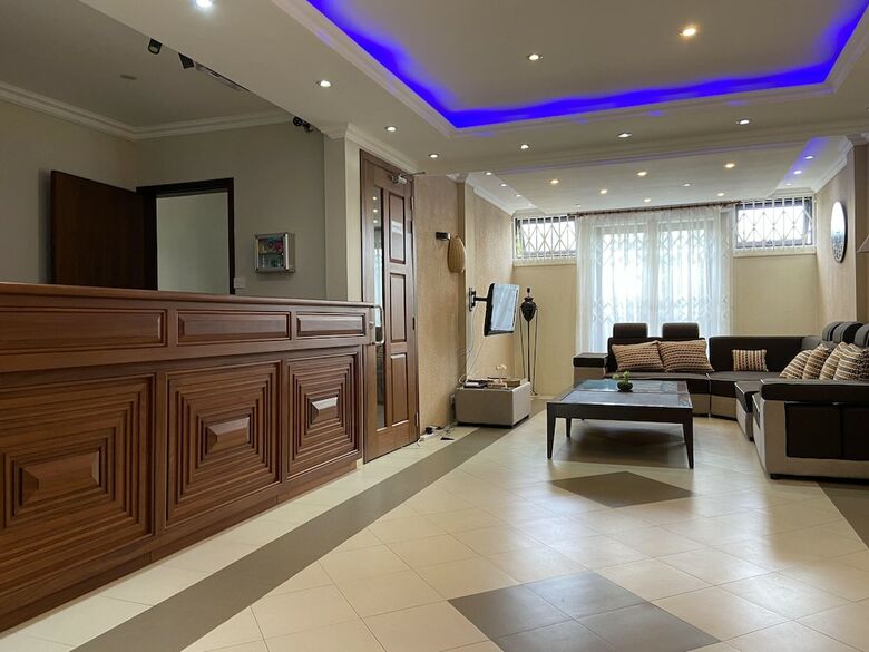 Hotel Morison Bay