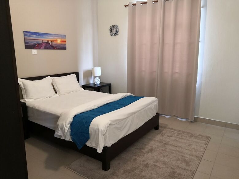 Hotel Morison Bay