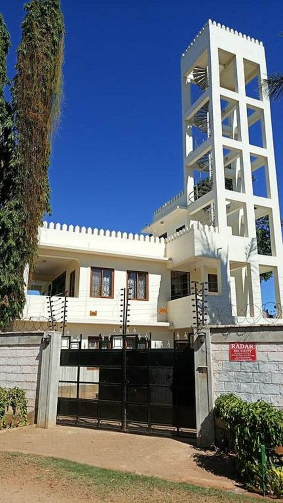 Tower House Apartment