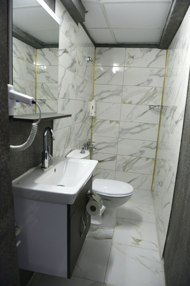 Bed & Breakfast Bartin Emniyet Otel