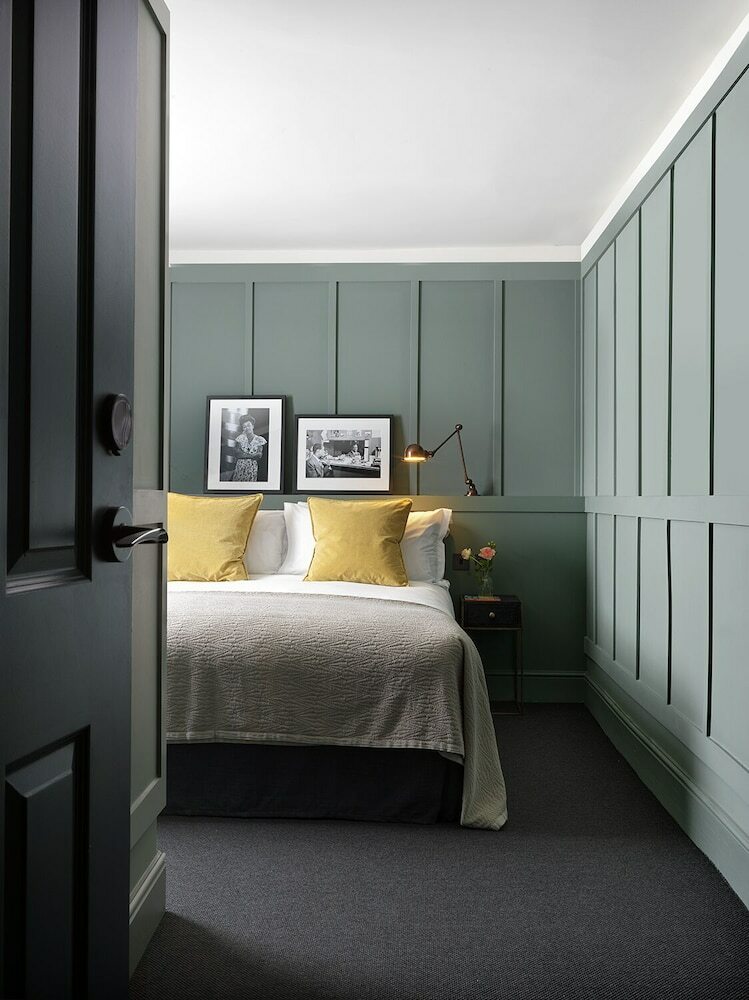 Hotel The George Cheltenham