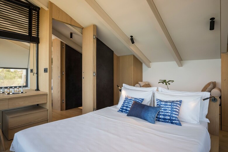 Villa Openness. House By The Sea.