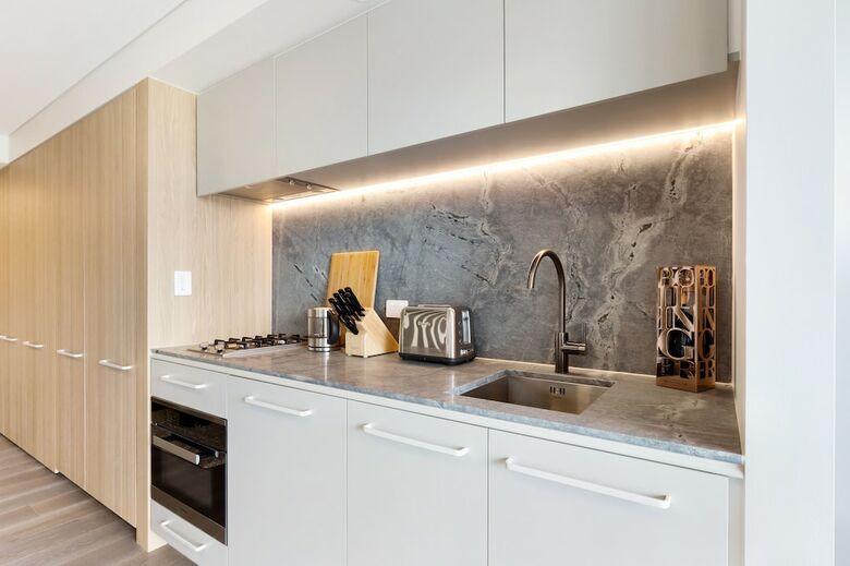 Potts Point Modern Furnished Apartments