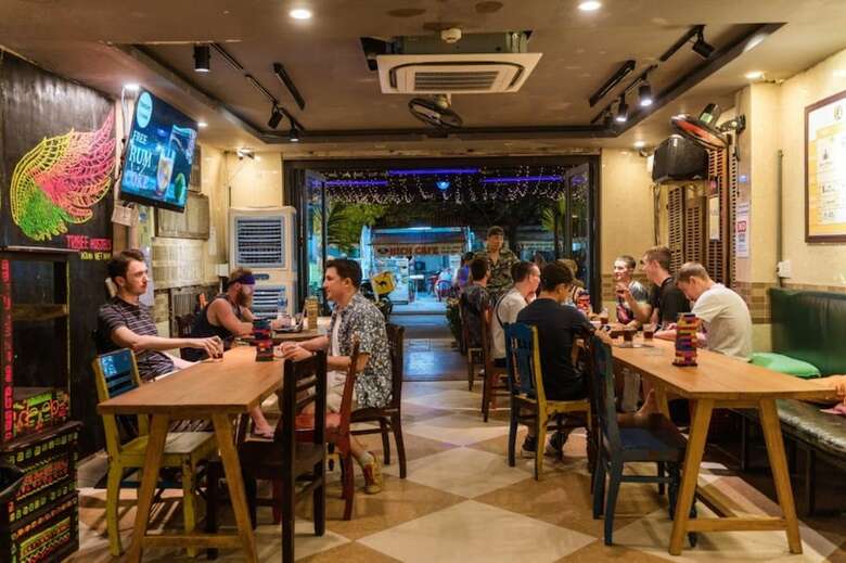 Hostal Tribee Kinh Hostel & Bar