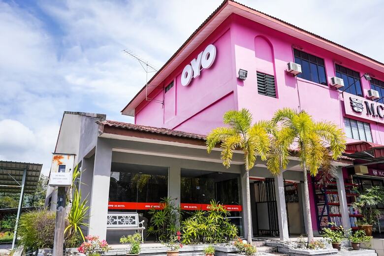 Oyo 89643 Ss Motel