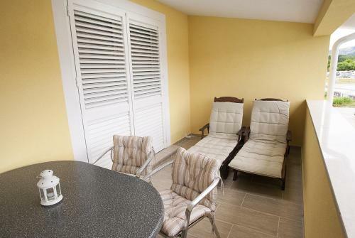 Baska Beach Apartments