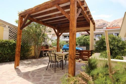 Baska Beach Apartments