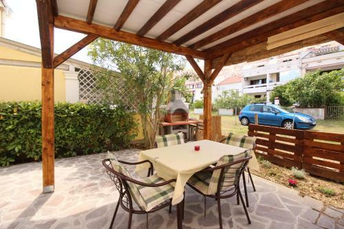 Baska Beach Apartments
