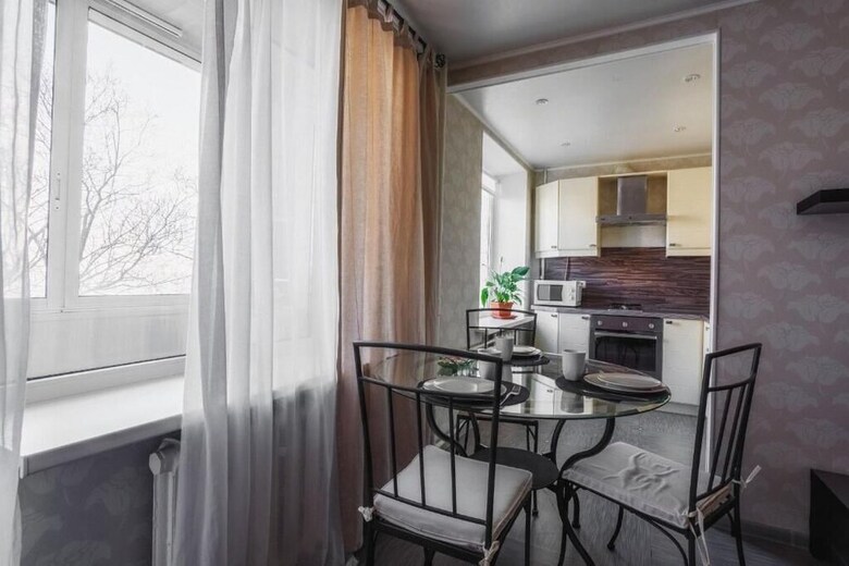Apartment On B Kondratievskii 12 Bld 1