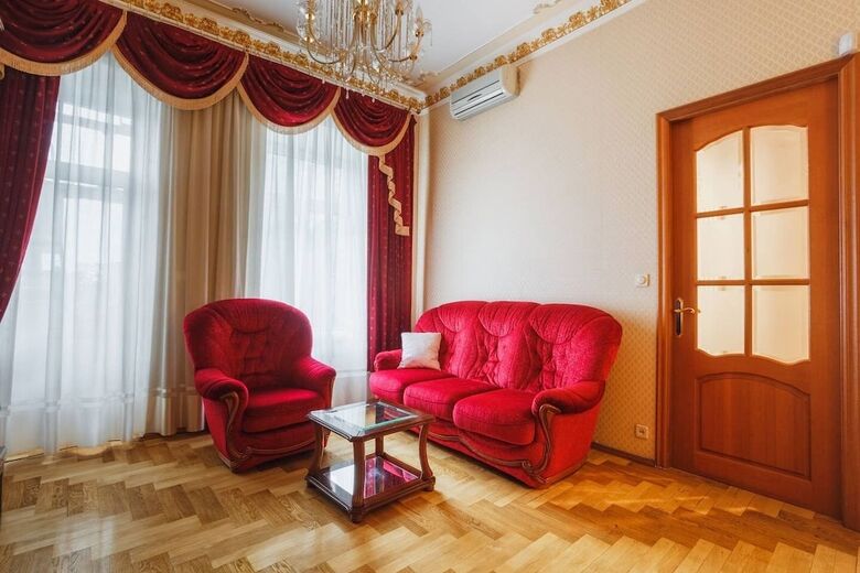 Apartment On Bakhrushina 28
