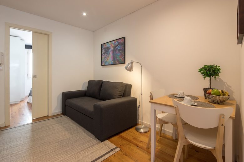 S�o Bento Ao Rato Apartment