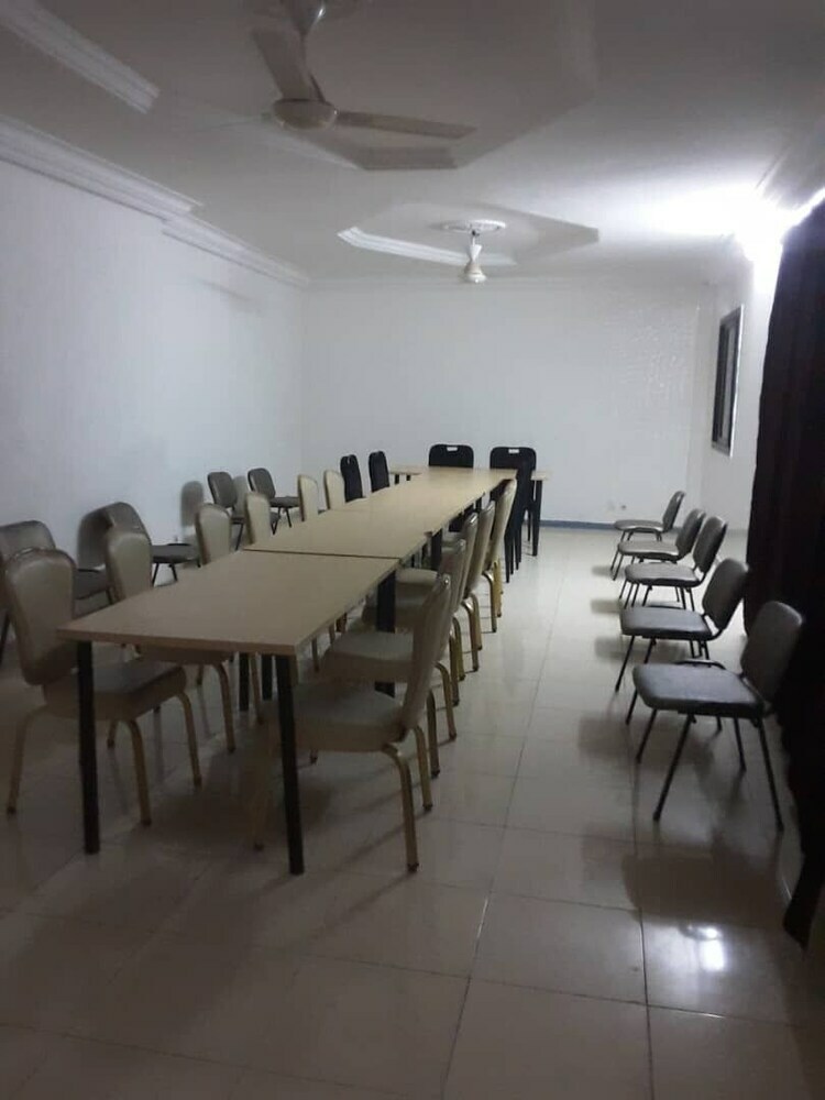 Hotel H�tel Pyramid