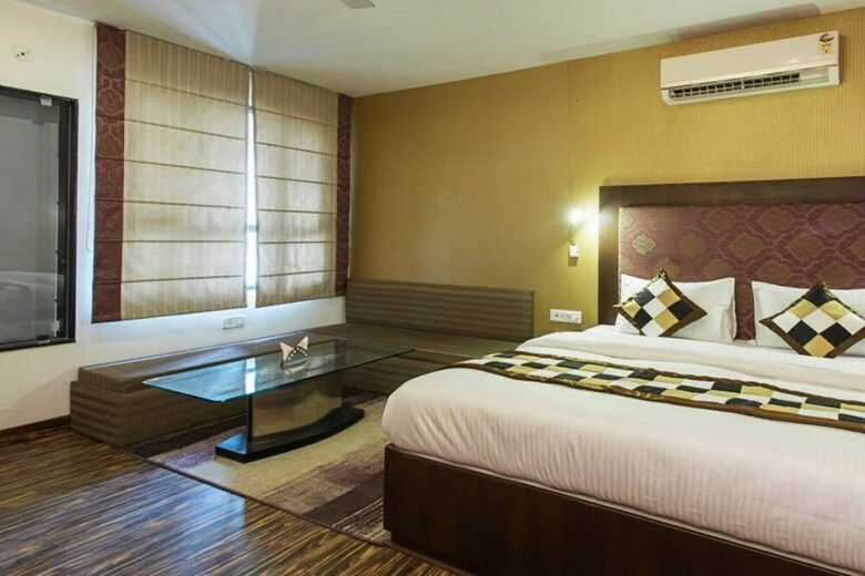 Hotel Meenakshi Place