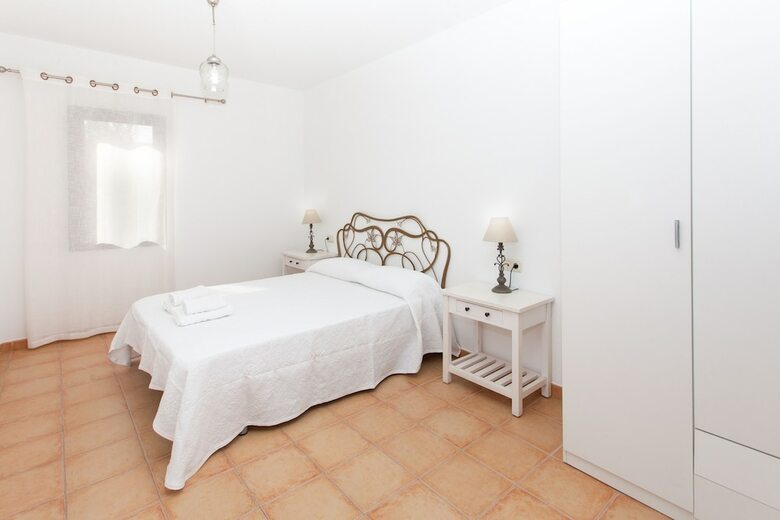 Villa Anahi Home Dracaena 4