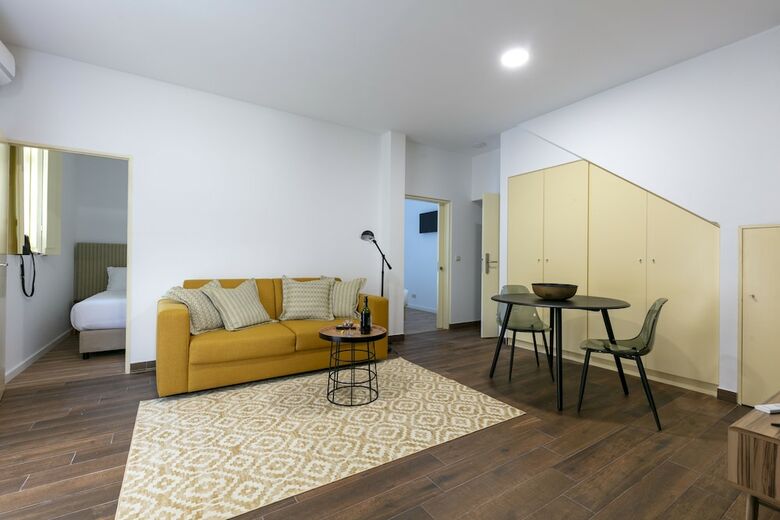 Hotel Casa Amarela Suites