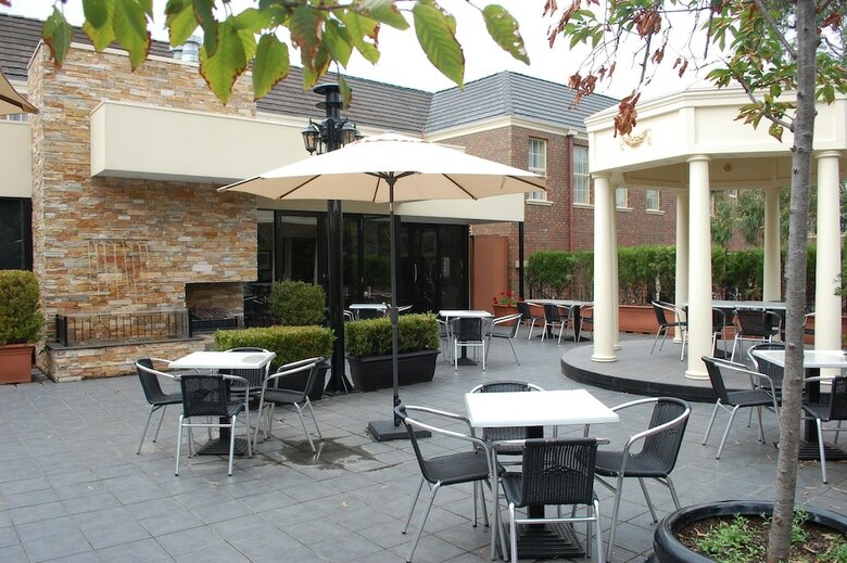 Canterbury International Hotel