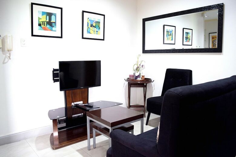 Hotel Oyo 506 153 Executive Suites