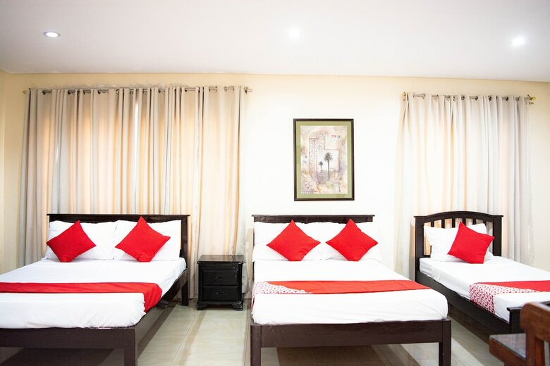 Hotel Oyo 506 153 Executive Suites