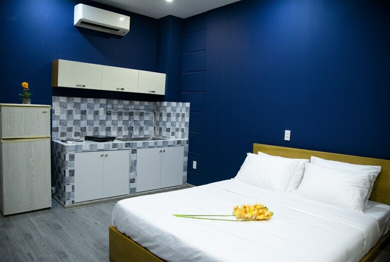 Oriental Art Apartment
