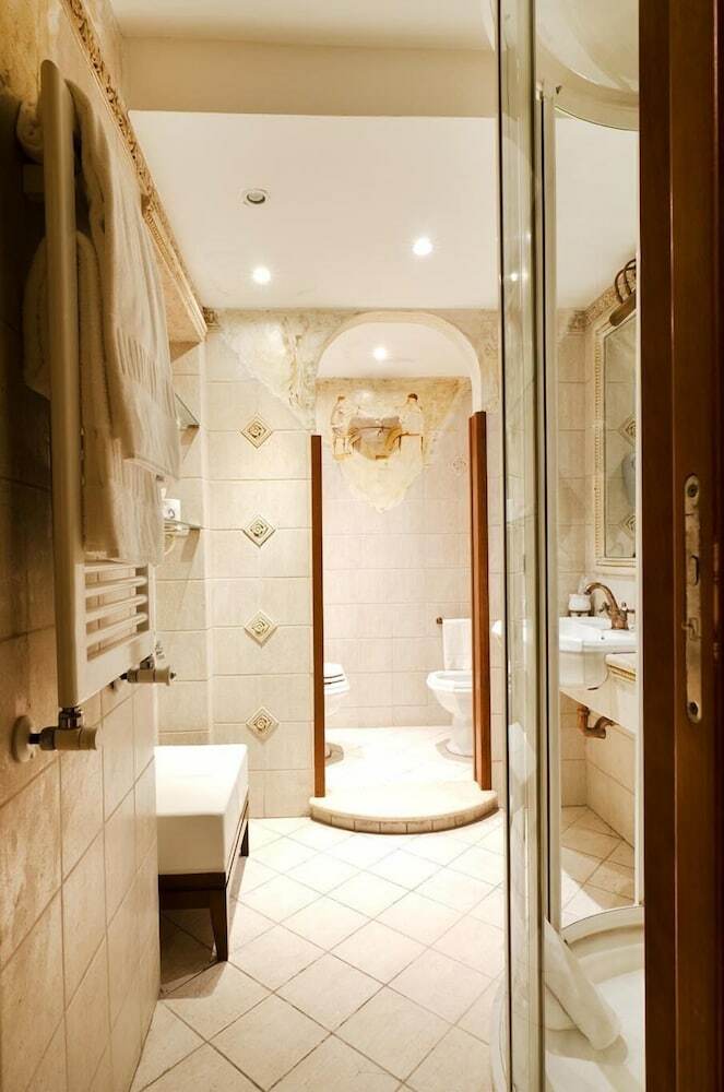 Cenci Bed & Breakfast