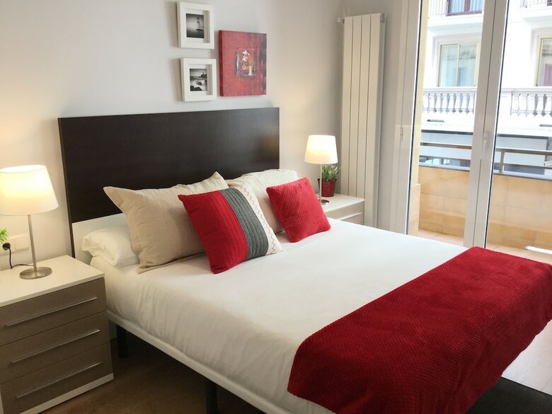 Apartamentos Gros Style By Forever Rentals