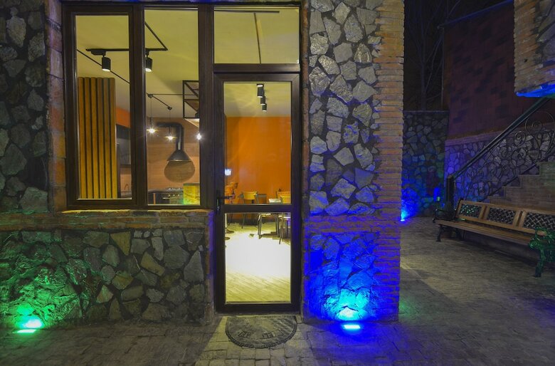 Hotisi Hotel