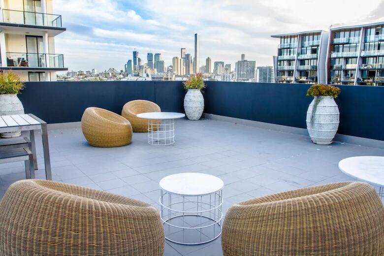 Apartamento Beautifully Furnished Inner-city Pad