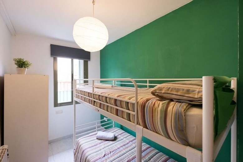 Apartamentos 6 Pax Las Ramblas Santa M�nica (Barcelona)