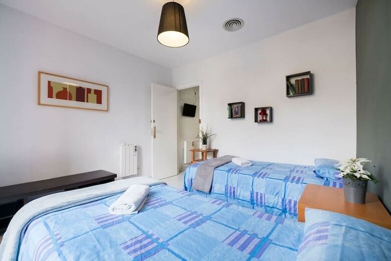 Apartamentos 6 Pax Las Ramblas Santa M�nica (Barcelona)