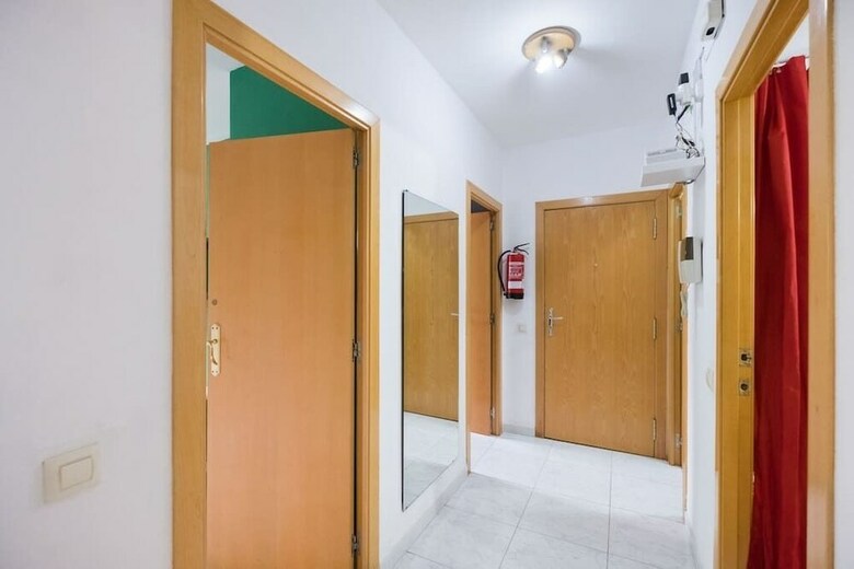 Apartamentos 6 Pax Las Ramblas Santa M�nica (Barcelona)