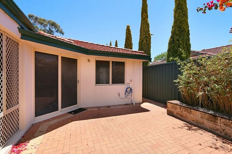 Pleasant 3 Bedroom House With Garden Close To Cbd