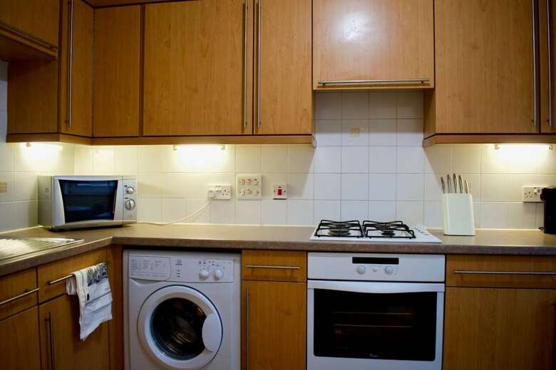 Homely 2 Bed Apartment Next To Leith Walk