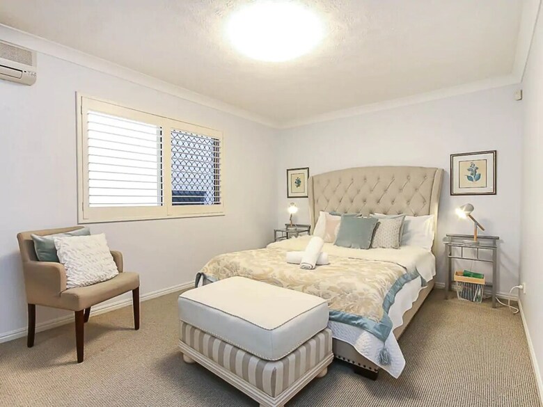Classy 3 Bedroom Apartment By The Beach