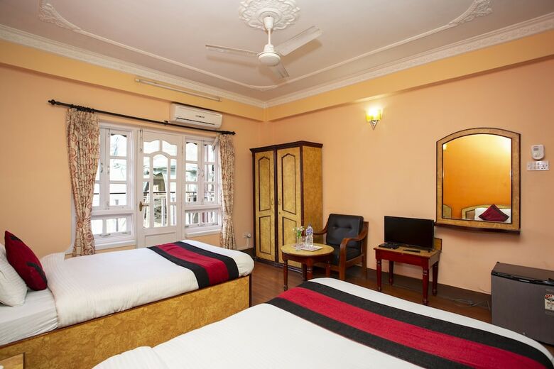 Hotel Happy Home