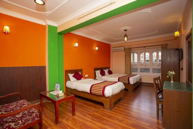 Hotel Happy Home
