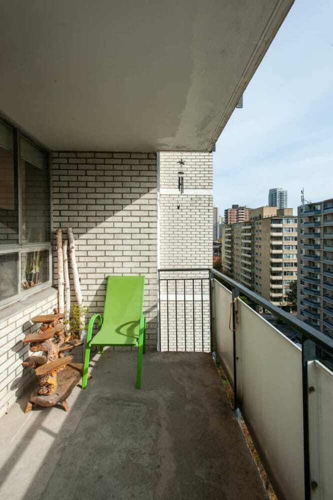 Bright Downtown Apartment With Balcony And Great View