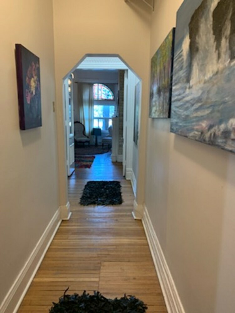 Authentic 1 Bedroom Toronto Home
