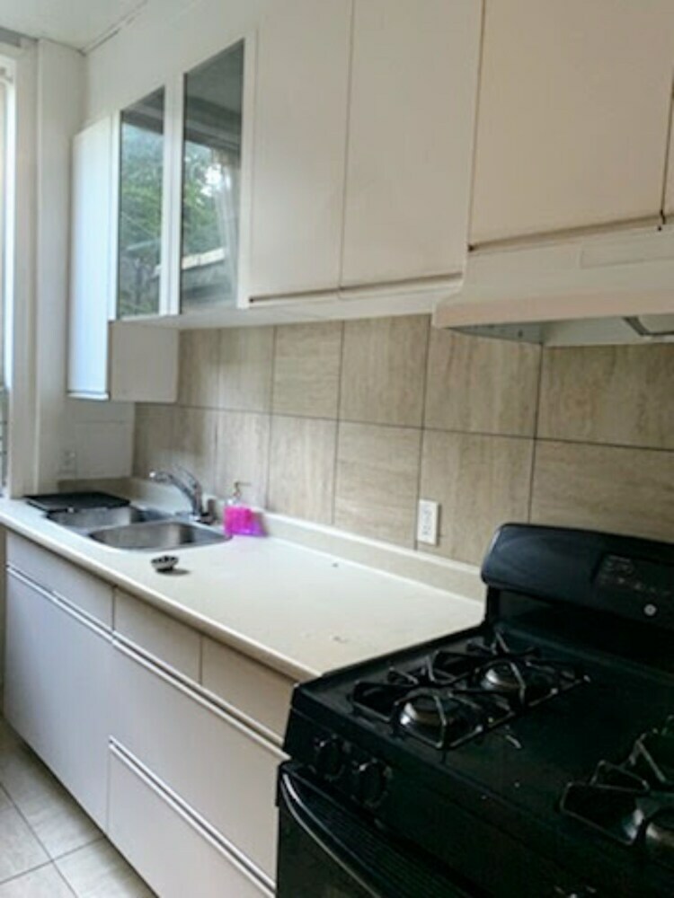 Authentic 1 Bedroom Toronto Home