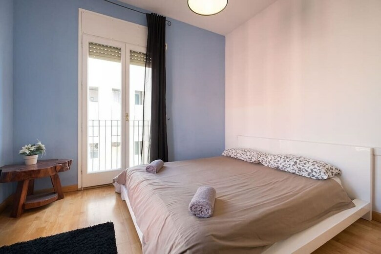 Apartamentos Duplex Penthouse 6 Pax Las Ramblas (Barcelona)
