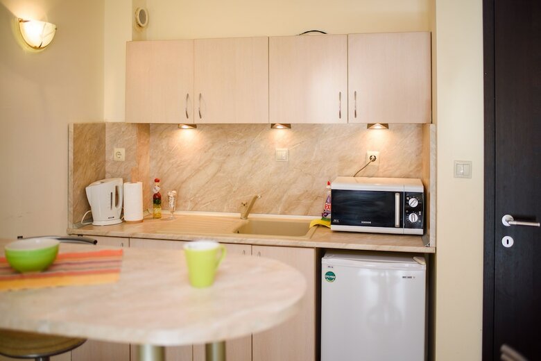 Aparthotel Sea View Rental Front Beach